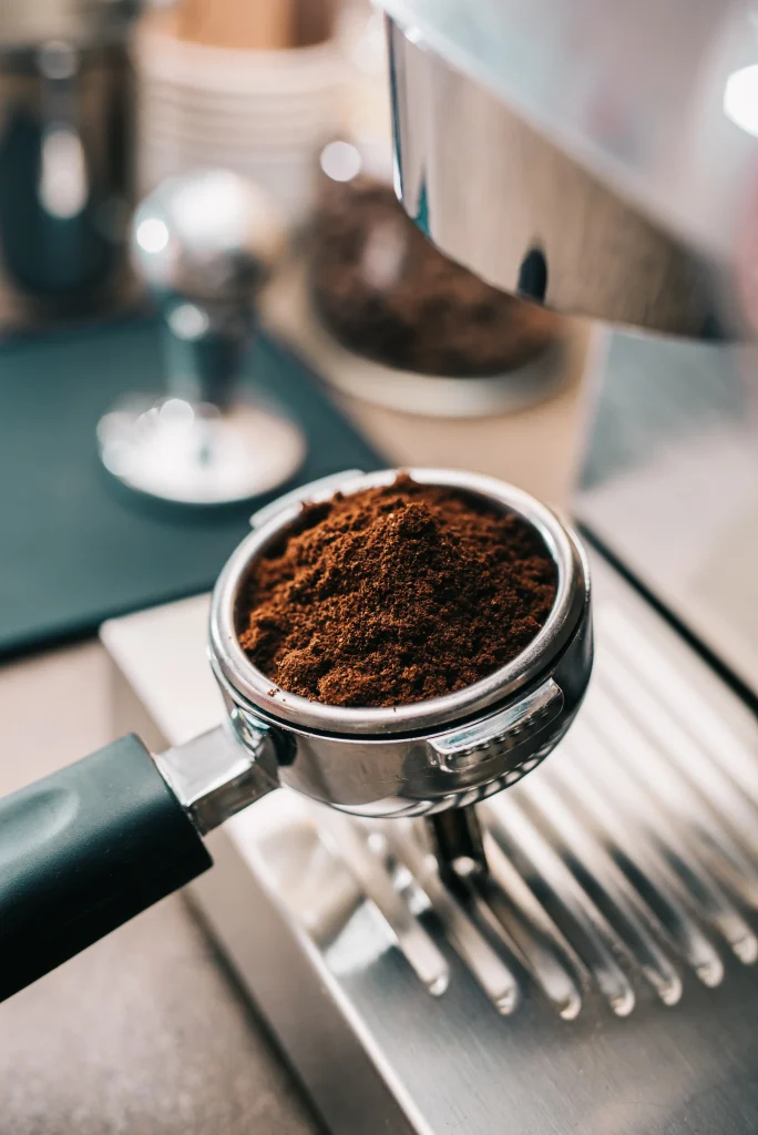 Râșniță cu boabe de cafea de specialitate proaspăt măcinată